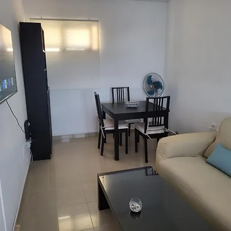 Calle Guajara, 1. Casa Playa Chica *